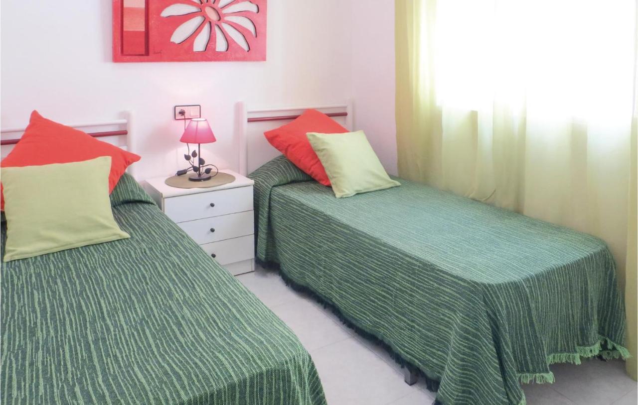 Amazing Apartment In Torrevieja With Kitchen Экстерьер фото